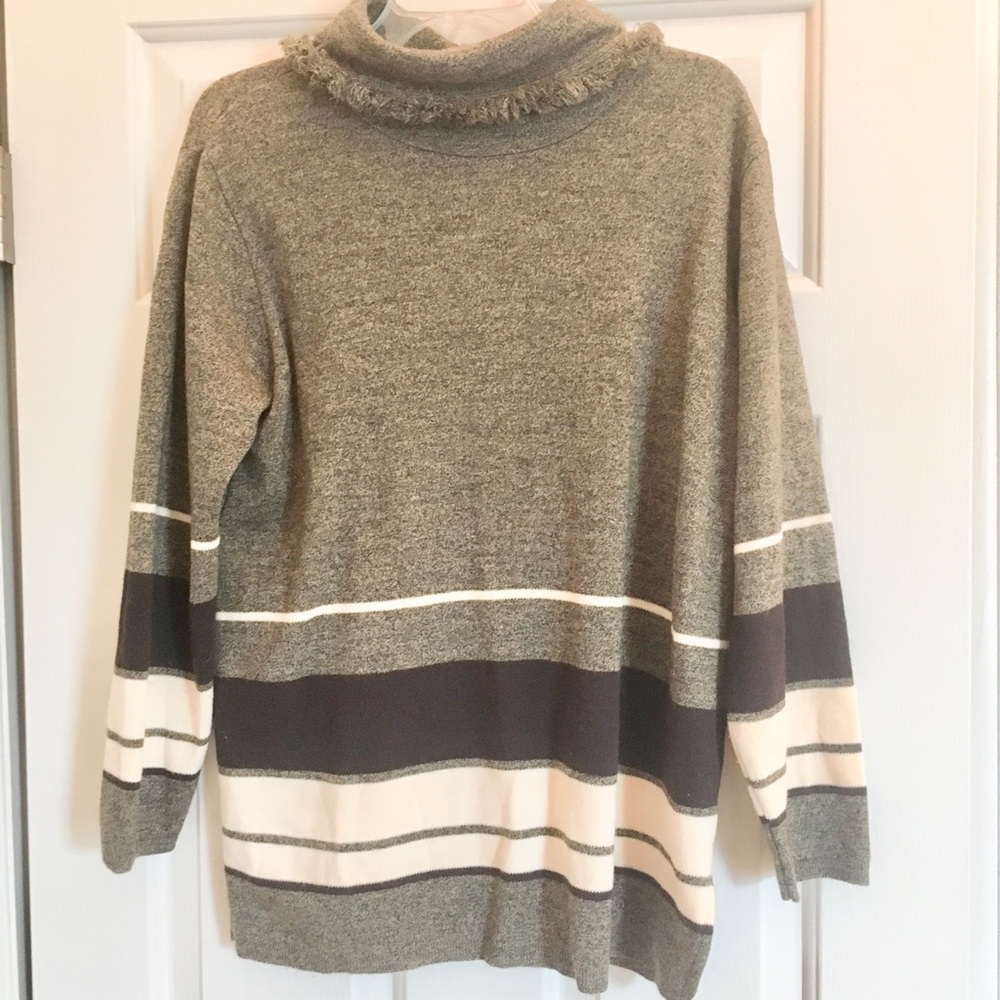 100% acrylic vintage Karen lessly sweater petite M